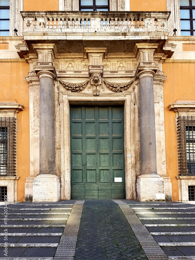Fototapeta premium old door of the ancient building, venice, italy, europe