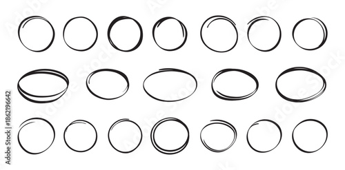 Highlight circle isolated hand drawn set . Doodle marker Collection of different black circles.