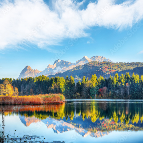 Wallpaper Mural Fabulous view of Wagenbruchsee (Geroldsee) lake with  Wetterstein mountain range on background. Torontodigital.ca