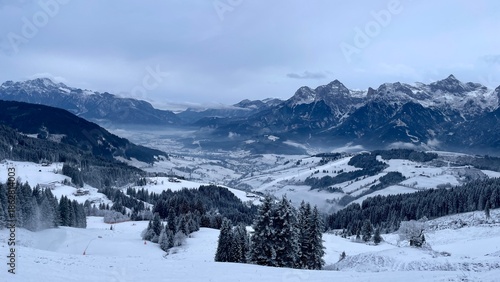 Winter 2026 Schifahren Tirol Berge Piste