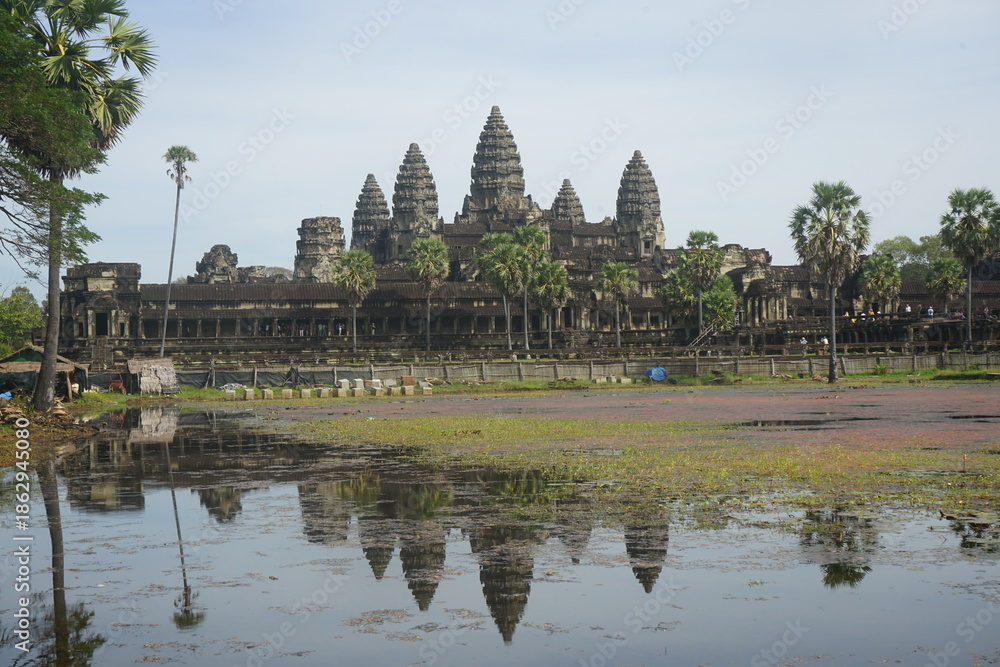Fototapeta premium angkor wat cambodia