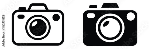Modern camera icons in black and white,Camera icon set. Outline and glyph photo camera collection. Picture symbol,Camera icon set. flat illustration of vector icon on white background