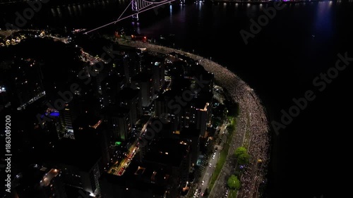Imagens Aereas Reveillon Florianópolis - Ponte Hercilio Luz - Noite