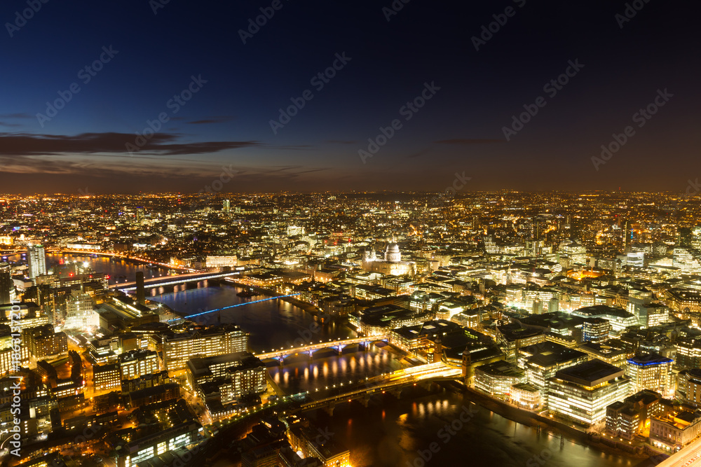 Fototapeta premium Aerial Panorama of London during the blue hour