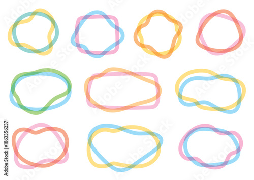 カラフルな線が透けて重なり合う図形