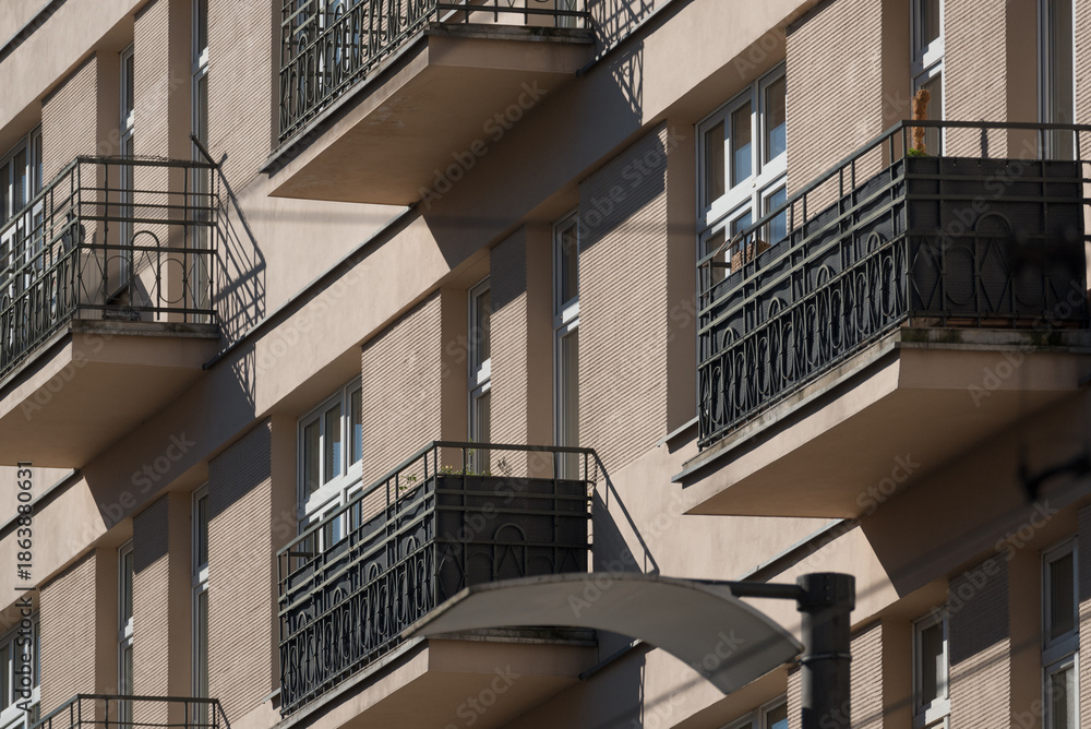 Fototapeta premium ARCHITECTURE - A classic modernist tenement house in Gdynia 