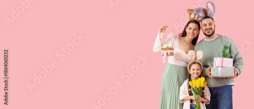 Happy parents with their li...