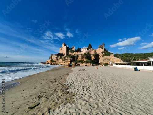 Fotografía sand castle on the beach, Tamarit