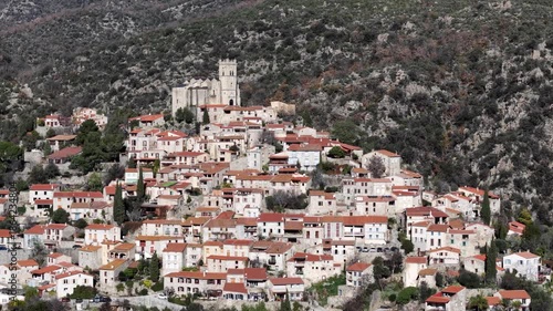 Le village d'Eus dans les Pyrénées Orientales, classé dans les plus beaux villages de France.