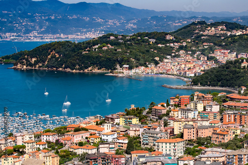 Wallpaper Mural Lerici, urokliwe liguryjskie miasteczko Torontodigital.ca