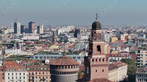 Castello Sforzesco , Milano city, unicredit, milan, italy, panorama, tetti, città, metropoli, grattacieli, torre, monumento storico