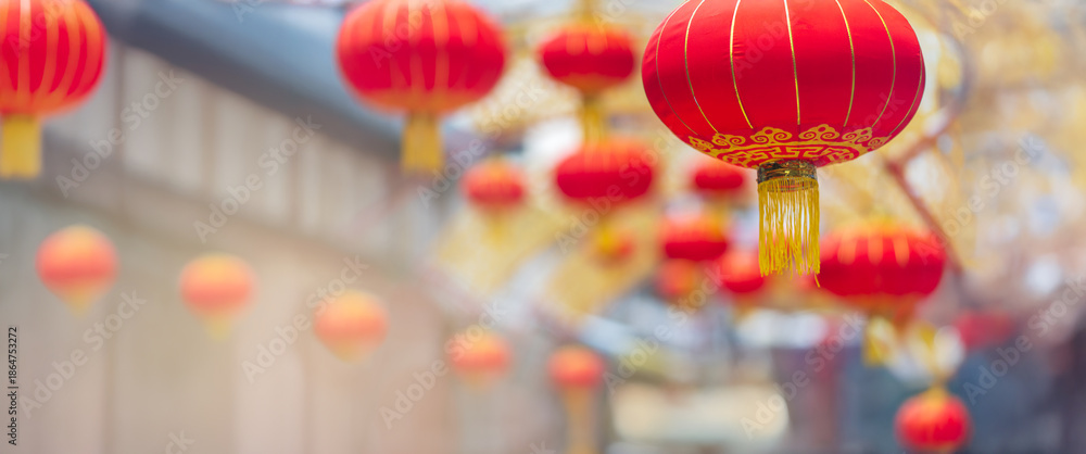 Obraz premium Lunar new year lantern decorated in chinatown area.