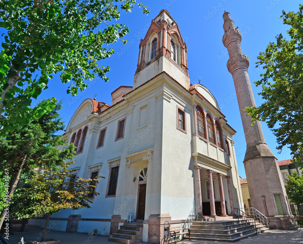 Obraz premium Located in Ayvalik, Turkey, Saatli Mosque was built as a church in the 19th century. It was converted into a mosque by the Turks.