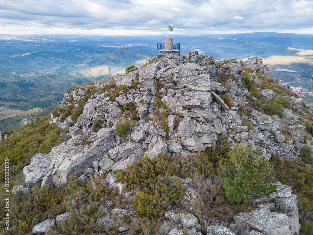 Fototapeta premium mountain landscape with blue sky