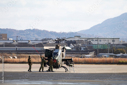 タイダウンをつけられる対戦車ヘリコプター