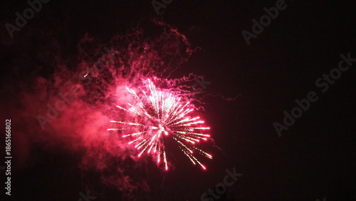 sztuczne ognie, czerwień