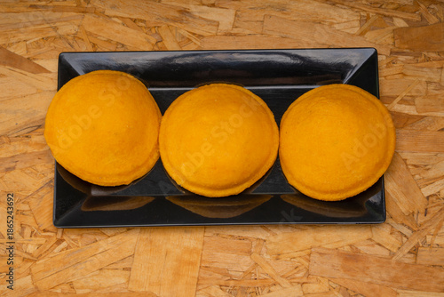 Chicken pot pie with hot sauce