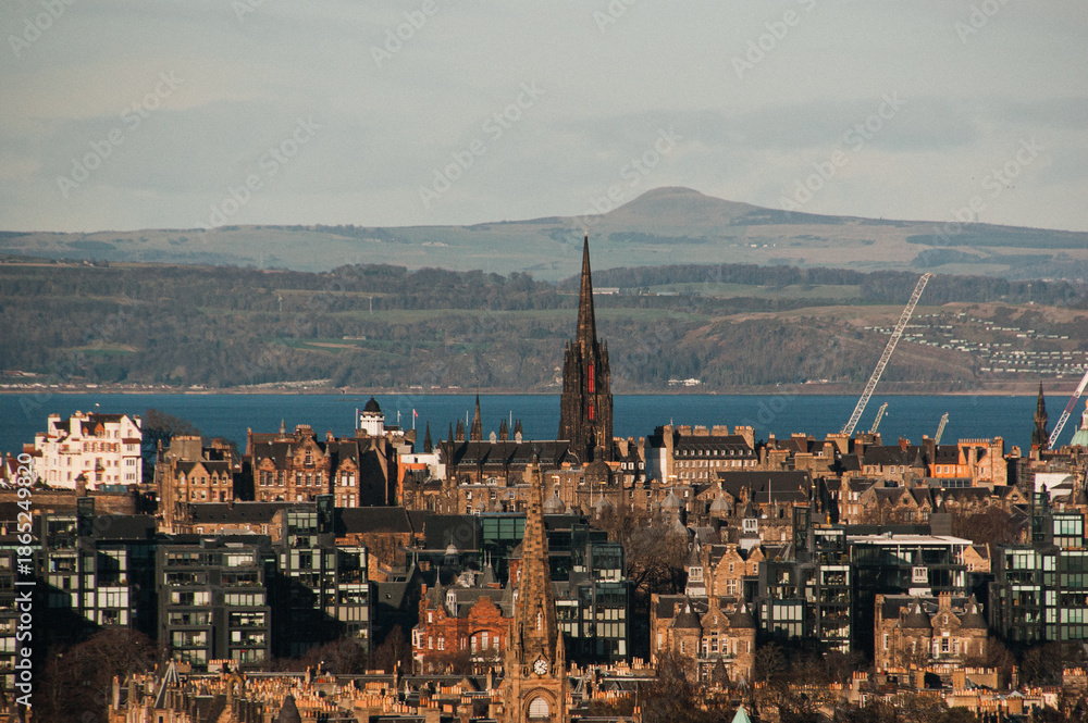 Fototapeta premium view of Edinburgh 