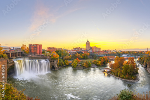 Rochester, New York, USA cityscape on the Genesee River and High Falls 4098