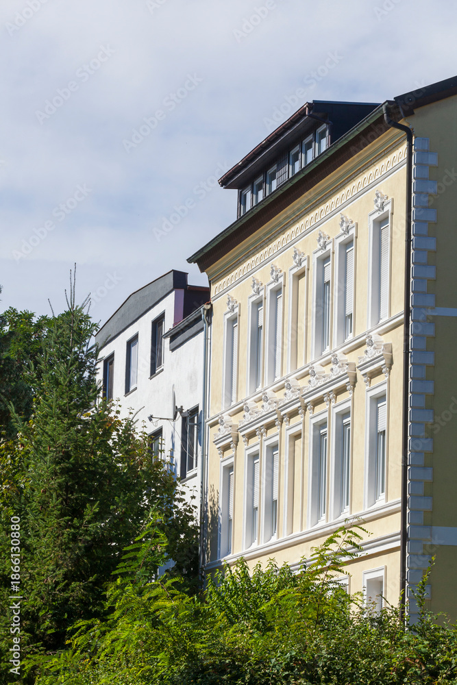 Fototapeta premium Alte Wohngebäude, Mehrfamilienhaus, Harburg, Hamburg, Deutschland