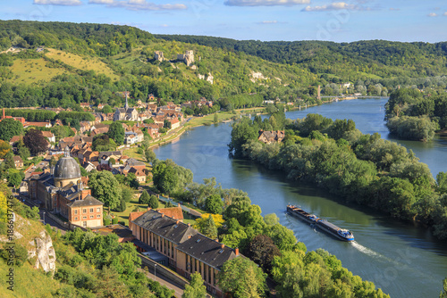 Péniche sur la Seine, Les Andelys, Eure, Normandie, France