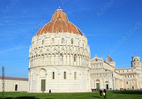 Photos Pisa Cathedral and Leaning Tower, Italy - Historic Romanesque Architecture