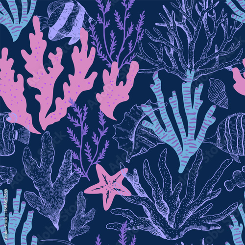 Elegant seamless pattern with corals, seaweeds and underwater creatures, seashells and fishes. Hand-drawn vector illustration.
