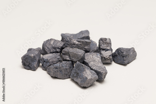 Spheroidizing Agent (Nodulizer) for Cast Iron, Metallic Alloy Lumps on White