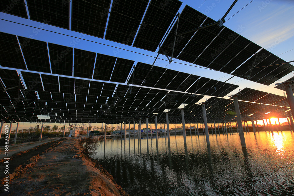 Naklejka premium Solar photovoltaic panels and solar photovoltaic power generation systems