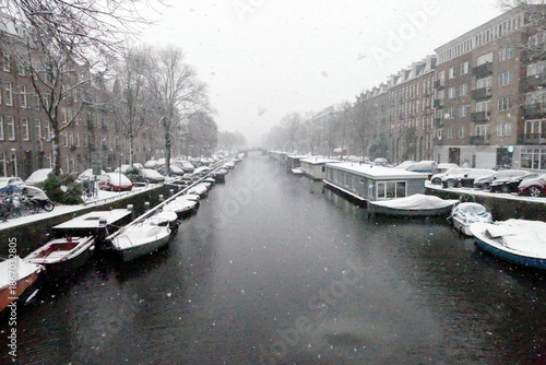 Neve ad Amsterdam. Gennaio 2026. Olanda. Nord Europa
