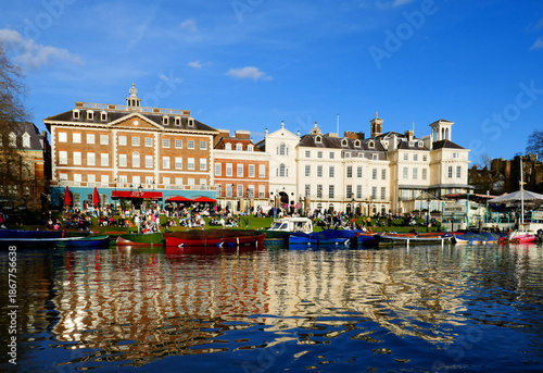 Obraz na plátně UK, England, London, Richmond waterfront river thames