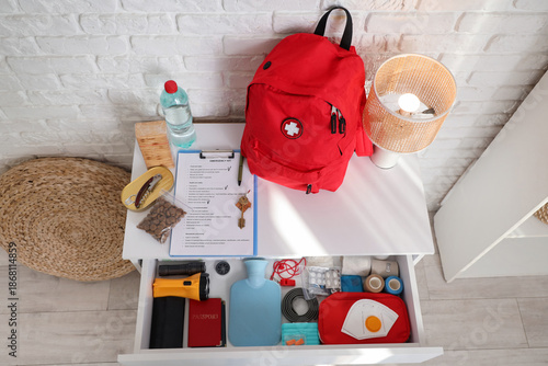 Chest of drawers with neces...