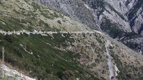 Wallpaper Mural Steile Felswand und Bergmassiv am Llogara-Pass, Llogara, Qark Vlora, Albanien Torontodigital.ca