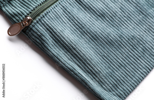 Bild auf Leinwand Green velvet bag with zipper on white background