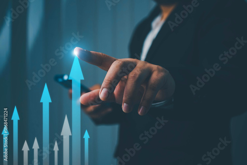 Business strategy development and growing growth plan. Financial management strategy for business growth.