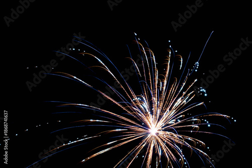 Fotografía Festival fireworks celebrate, Spectacular fireworks illuminate dark evening sky