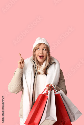 Beautiful woman in winter c...