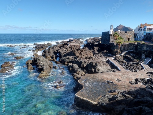 Wallpaper Mural village de Garachico à Tenerife sur les îles canaries en Espagne Torontodigital.ca