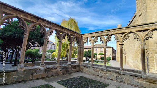 Fotografie Exploring the beautiful archways of bardenas reales in navarra, spain under a br