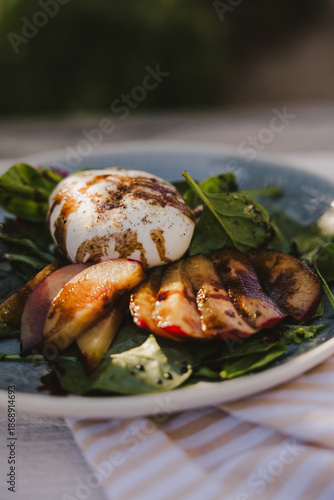 Burrata Salad with Grilled Peaches