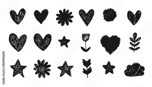 Set von handgezeichneten, transparenten Grunge-Doodle-Formen in Schwarz-Weiß, darunter Herzen, Sterne, Blumen und Blätter, ideal für kreative Designprojekte.
