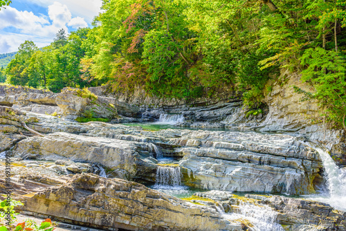 北海道 芦別川 の三段滝
