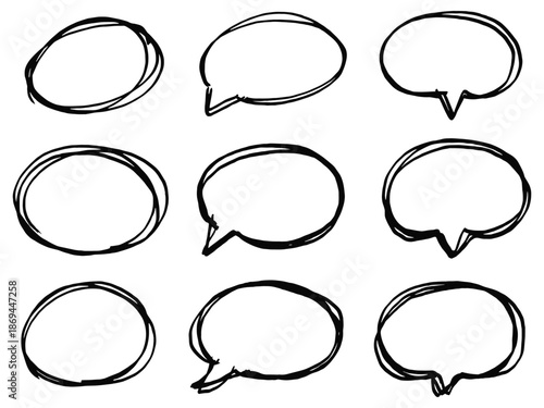 手描き風の吹き出しアウトラインセット素材 /Hand Drawn Speech Bubble Outline Set