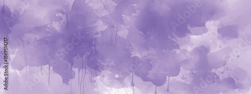Subtle Artistic Watercolor Texture with Light Violet Transitions