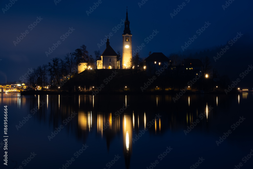 Fototapeta premium Church of the Mother of God in Bled Island