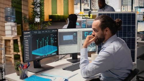Konstfotografi Sustainability RD expert develops integrated clean energy solutions, designing e
