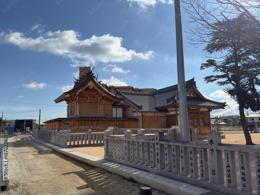 Fototapeta premium 改装された明石の大窪八幡宮の様子 
