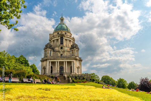 Konstfotografi Ashton Memorial dans le parc Williamson à Lancaster, monument historique surplom