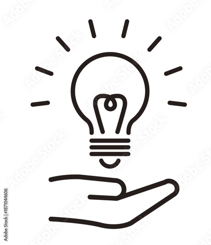 電球と手。アイディアを思いつくビジネスマン。発見や気づき、インスピレーション。Light bulb and hand.