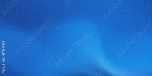 Valokuva Serene blue gradient sky at dusk